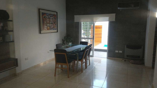Imagen 5 de 10 de Talleres Este - Mayorga Manuela 2100 - Casa En Venta
