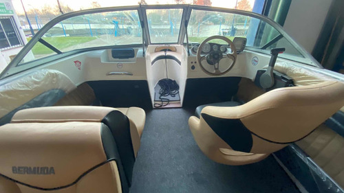 Imagen 7 de 15 de Lancha Open Bermuda Sport 160 Yamaha 85 Hp 2 Tiempos Web Mar