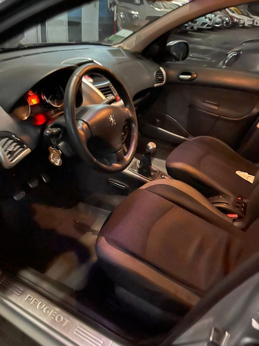 Imagen 4 de 9 de Peugeot 207 Compact Xt Hdi 1.4