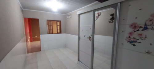 Terreno 300m2, Com 1 Casa De 3 Dormitórios