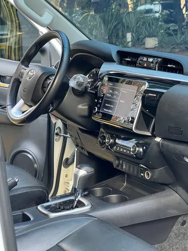 Toyota Hilux Srx 4.0l Gasolina 4x4 Blindaje 2plus At 2021