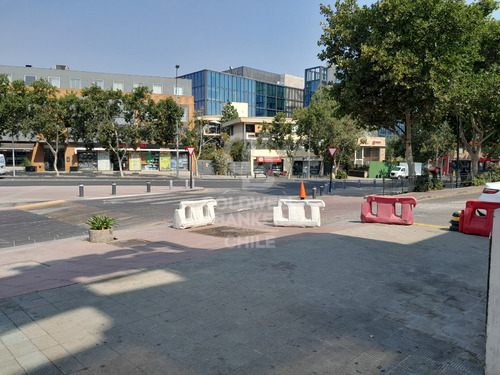 Centro Comercial Lo Castillo - Vitacura Local 17m2