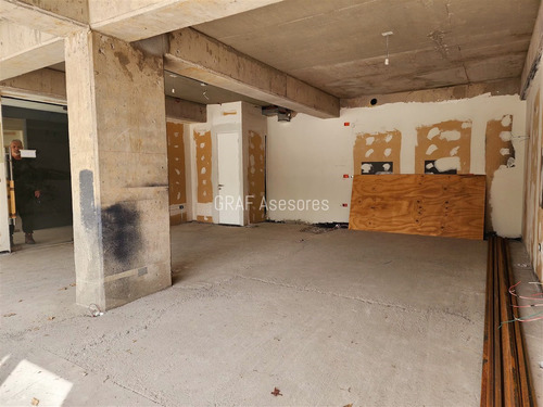 Local Comercial En Arriendo, Las Tranqueras En Vitacura