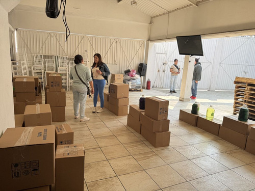 Ubicadisimo Local En Renta En Atizapan