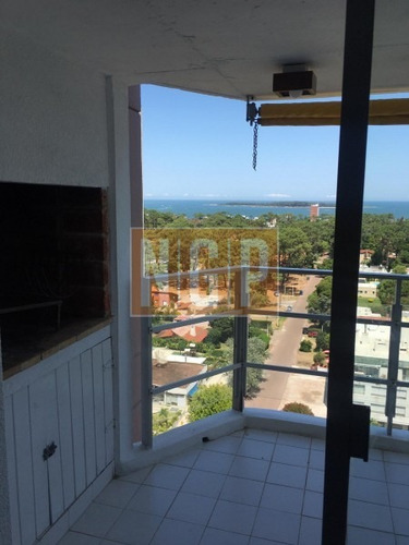 Apartamento En Roosevelt, 3 Dormitorios *-ref:17233