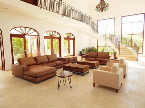 Imagen 3 de 14 de Villa En Venta En Punta Cana, 5hab, Vista Al Campo De Golf