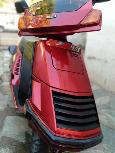 Imagen 3 de 8 de Honda Elite 150 Deluxe