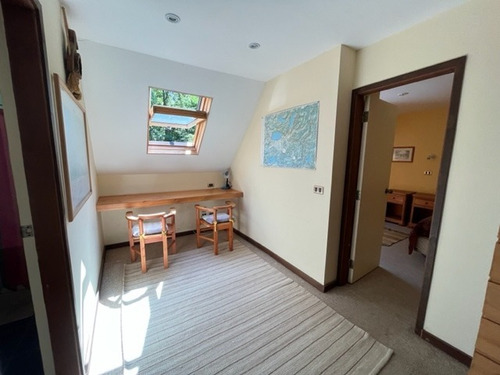 Imagen 25 de 29 de Increíble Casa En Sector Antupiren