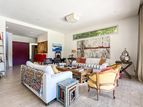 Casa En Venta 4 Dormitorios - Barrio Semi Cerrado - Zona Santa Rita San Isidro