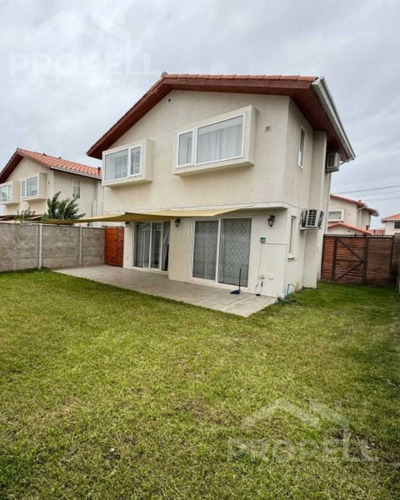 Hermosa Casa En Condominio (105974)