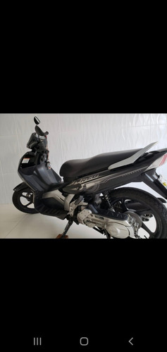 Imagem 3 de 5 de Yamaha Neo 115