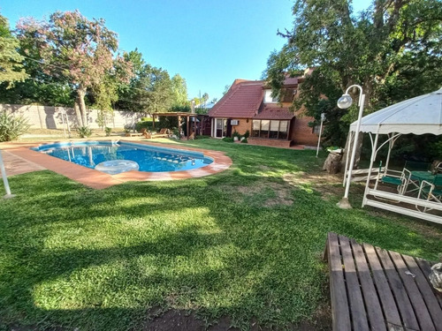 Imagen 18 de 21 de Venta De Chalet En Country San Miguel De Ghiso