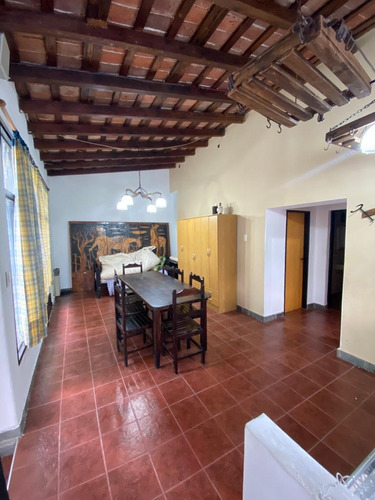 Imagen 6 de 14 de Potrero De Los Funes Casa Grande Para 12 Pax