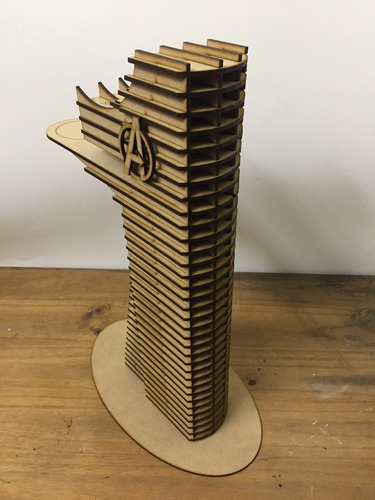 Imagen 8 de 10 de Maqueta Torre Avengers Mdf Fibrofacil Torre Vengadores