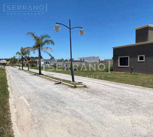Venta Casa 2 Dormitorios En Capilla Del Señor. Barrio Las Lomadas. A Estrenar.