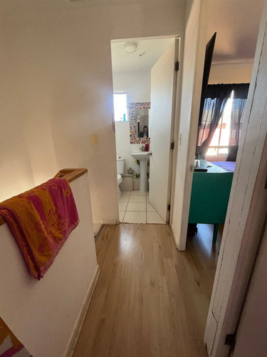 Venta De Hermosa Y Comoda Casa 3d2b Con Local Comercial