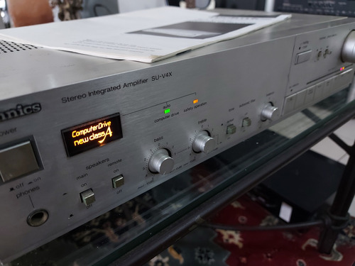 Amplificador Technics Modelo Su-v4x Con Detalles. 