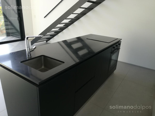 Imagen 20 de 27 de Depto En Duplex 2 Amb Con Balcon - Olivos-vias/rio