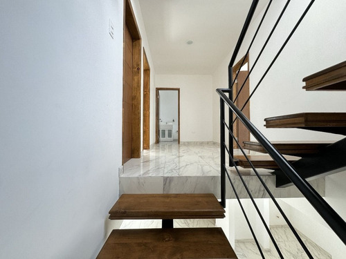 Casa En Venta En Col. Carlos Pacheco 7, Ensenada B.c
