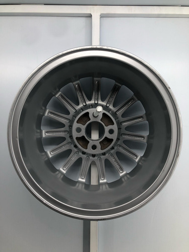 Rin 15 Original Honda Civic 2002, 2003, 2004, 2005 Powder Coating Silver (Usado)