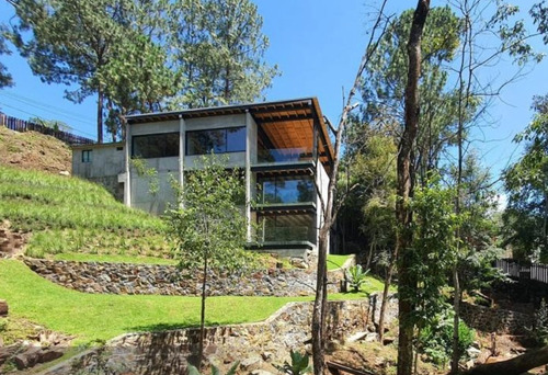 Imagen 2 de 20 de Casa En Venta Valle De Bravo Avandaro Con Bosque Y Rio