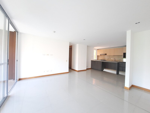 Apartamento En Arriendo Ubicado En Envigado Sector Loma Del Escobero (23233).