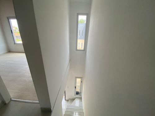 Venta Duplex 3 Amb C/cochera Ituzaingo A Estrenar