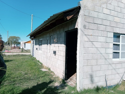 Imagen 11 de 30 de Casa Quinta En Barrio Las Acacias - Brandsen