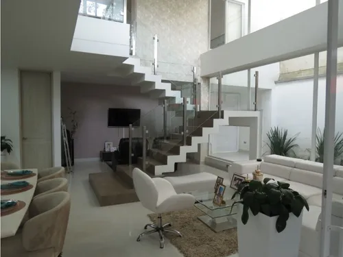 Venta De Casa En Condominio De 330mts2 Jamundí, Valle Del Cauca 6897.