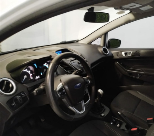 Ford Fiesta Kinetic Desing 1.6 Se