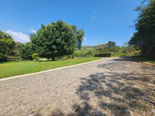 Venta De Lote Glorieta Ii Muy Cerca De Acceso Y De Las Amenidades Del Fraccionamiento Sobre Boulevard San Diego Con Proyecto Incluído En Fracc Rancho San Diego Ixtapan De La Sal Edomex