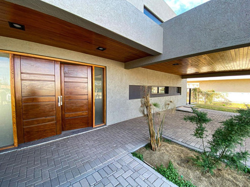 Imagen 4 de 22 de Venta Casa A Estrenar En La Cascada Country Golf