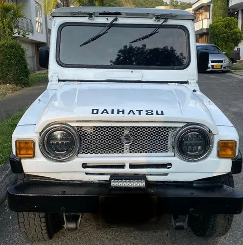 Daihatsu F20 1.6 F20 4X4