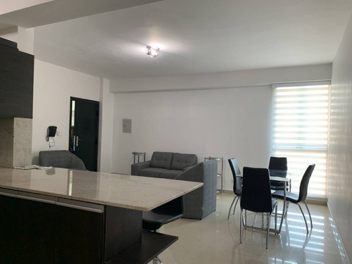 Daniela Jimenez. Apartamento En Alquiler En Res Alameda Urb El Parral