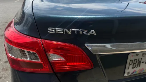 Nissan Sentra 1.8 Advance Mt