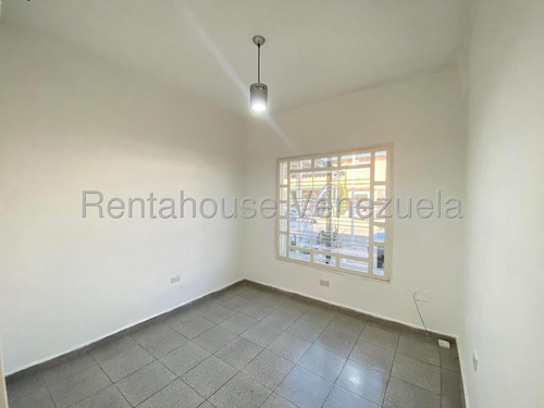 Townhouse En Venta En El Exclusivo Karol Home 2 Av Aragua La Morita Maracay Conjunto Privado Con Pozo De Agua Listo Para Habitar Kg:#25-16345