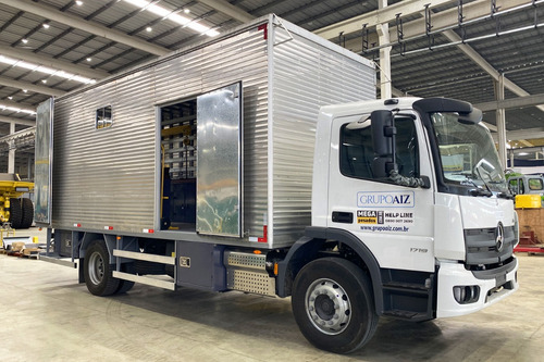 Caminhão Mb Atego 1719 4x2 25/25baú Oficina 7m