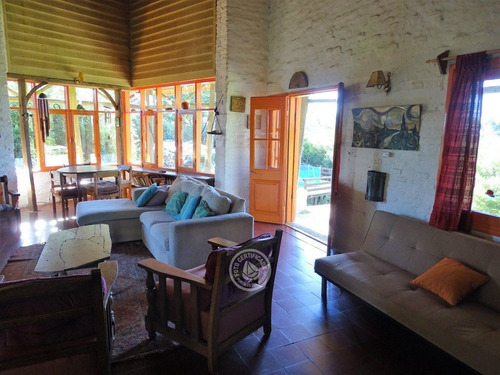 Kaaguy Porá En Villa Serrana