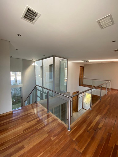 Sin Comision. Urgente!!! Escucho Oferta Razonable. Con Renta. Inmobiliarias Abstenerse.