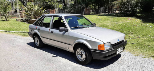 Ford Escort Motor 1.6 Gris 1990 5 Puertas