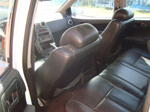 Imagem 8 de 13 de Peças Sucata De Ssangyong 2010 Diesel Motor Cambio Lataria