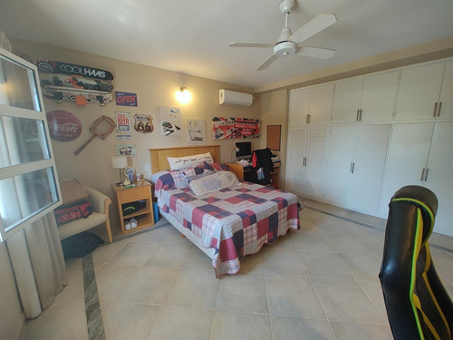Imagen 12 de 30 de Casa En Venta En Villa Belgrano