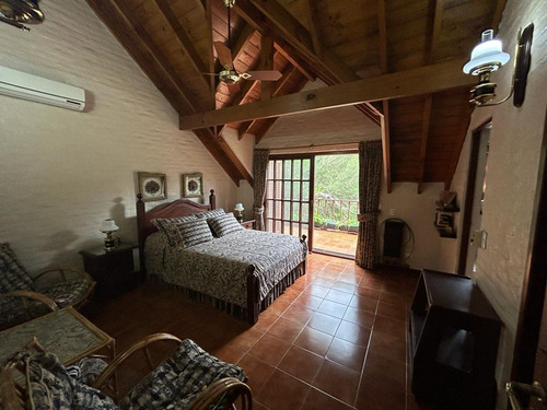 Casa Sobre Golf De Muy Buena Calidad En Excelente Ubicación 2 Lotes