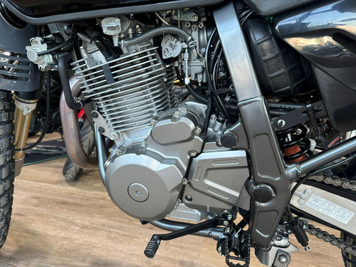 Suzuki Dr 650
