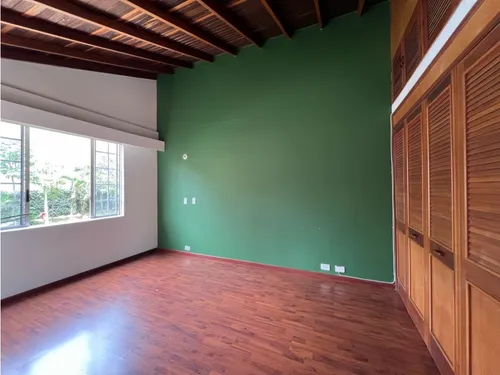 | Ve N T A | Casa En Envigado-unidad Cerrada. La Mejor Ubicación