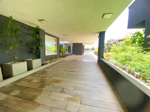 Departamento En Venta Edificio Paranoá - Sector Los Pablos