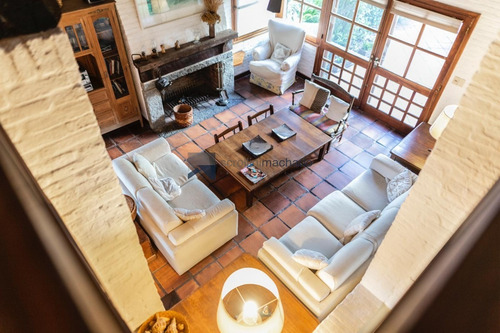 Venta Casa. Punta Del Este . Rincon Del Indio, Brava- Ref: 999