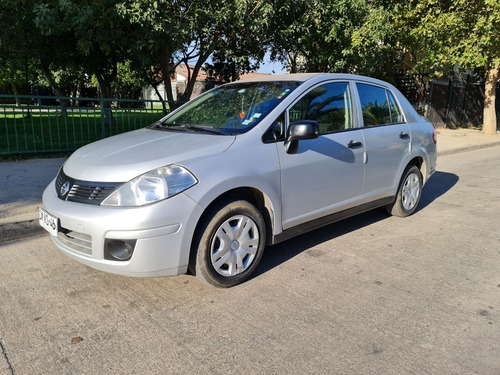 Nissan Tidda .