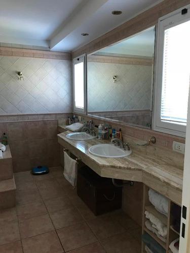 Venta Casa En - Abril Club De Campo -