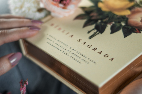 Livro Tecido, De Nvi, Thomas Nelson, Editora Thomas Nelson Brasil, Capa Dura em Portuguêss, 2023